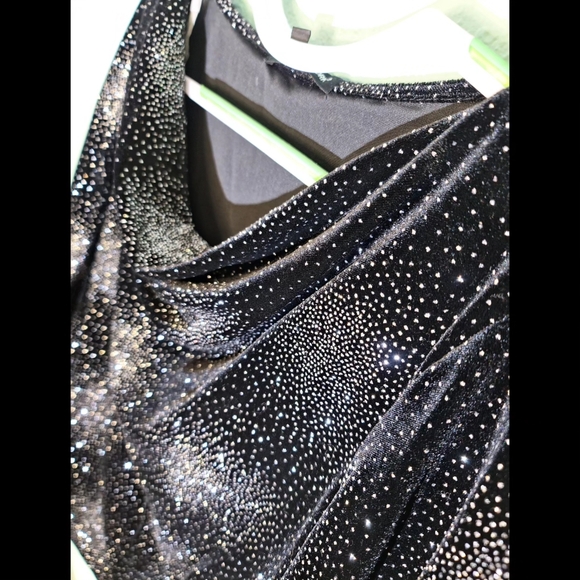 Briggs New York Velvet Sparkling Black Long Sleeve Top - Picture 2 of 4